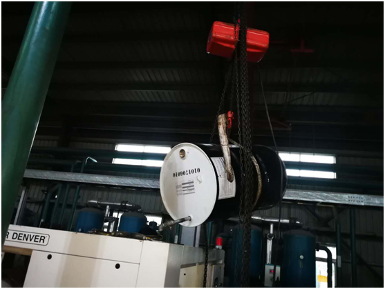 由于油品問題導(dǎo)致油氣分離器壓差高，空壓機潤滑油結(jié)膠，油濾堵塞，機器高溫報警(圖4)